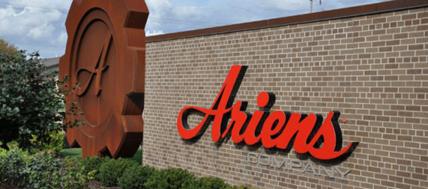 H�mar� gy�r, amerikai h�mar�, h�mar�k, ariens h�mar�k, benzin motoros h�mar�, elektromos h�mar�, h�eltakar�t�s, h�eltakar�t� g�p, h�kotr�s, h�kotr�, 
	h�mar�s, h�maro, h�mar�, h�mar� akci�, h�mar� bolt, h�mar� elad�s, h�mar� elad�, h�mar� �rt�kes�t�s, h�mar� g�p, h�mar�bolt, 
	homarog�p, h�mar�g�p, h�mar�k, h�mentes�t�s, h�sepr�s, h�takar�t�s, h�tol�s, h�tol�, k�tfokozat� h�mar�, Ariens, Zofield Kft.